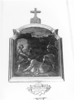 stazione III: Gesù cade sotto la croce la prima volta